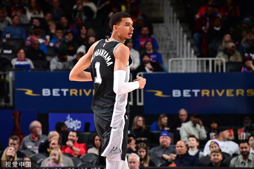 挑战也不容 挑战也不容