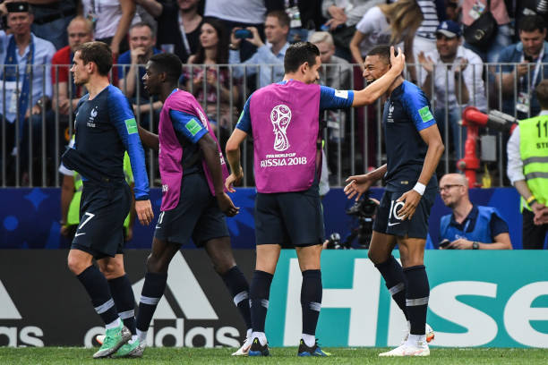 之间所设立 之间所设立